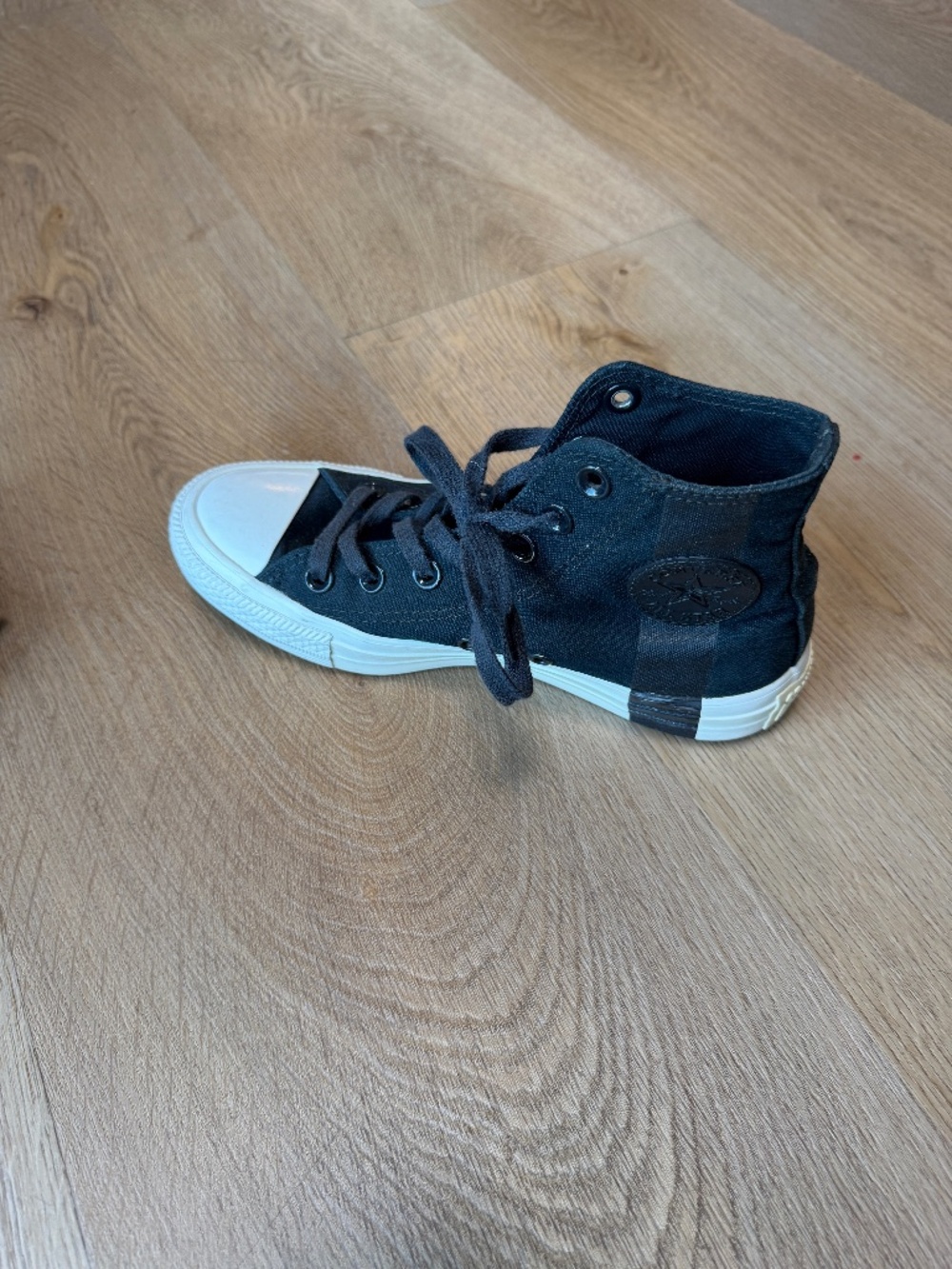Converse high tops black